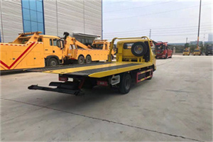 石台非事故拖车